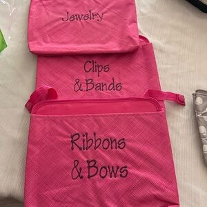 Thirty-One Oh Snap Pockets - embroidered